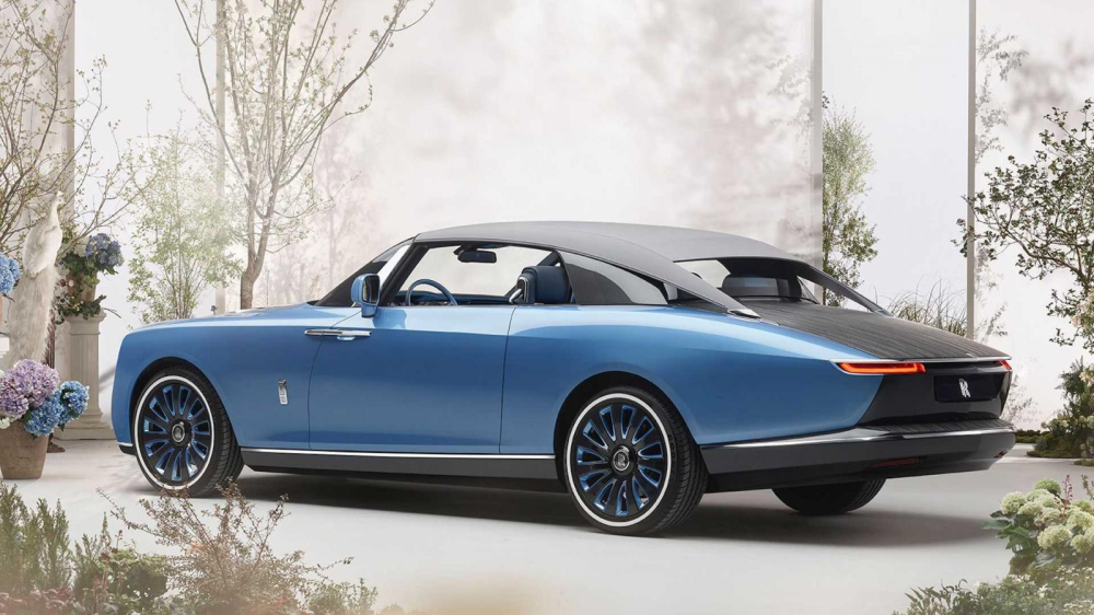 Rolls-Royce Boat Tail d&ugrave;ng mui nỉ
