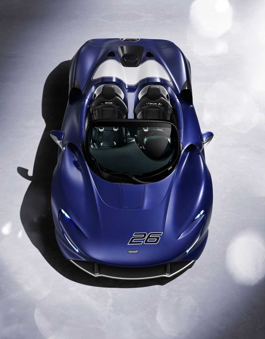 McLaren Elva phiên bản có kính lái