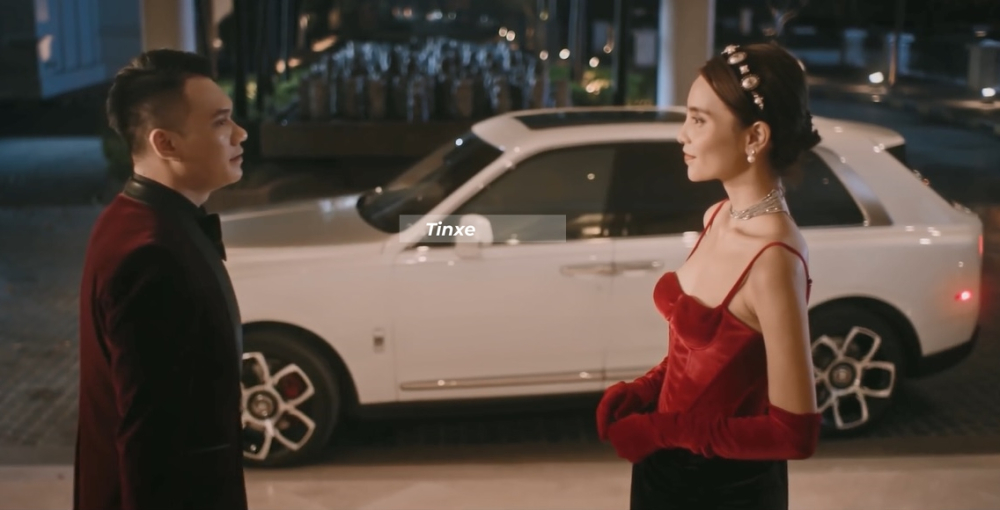 Từ nhân viên bồi bàn, Khắc Việt đóng giả làm đại gia để lừa các cô gái sống ảo