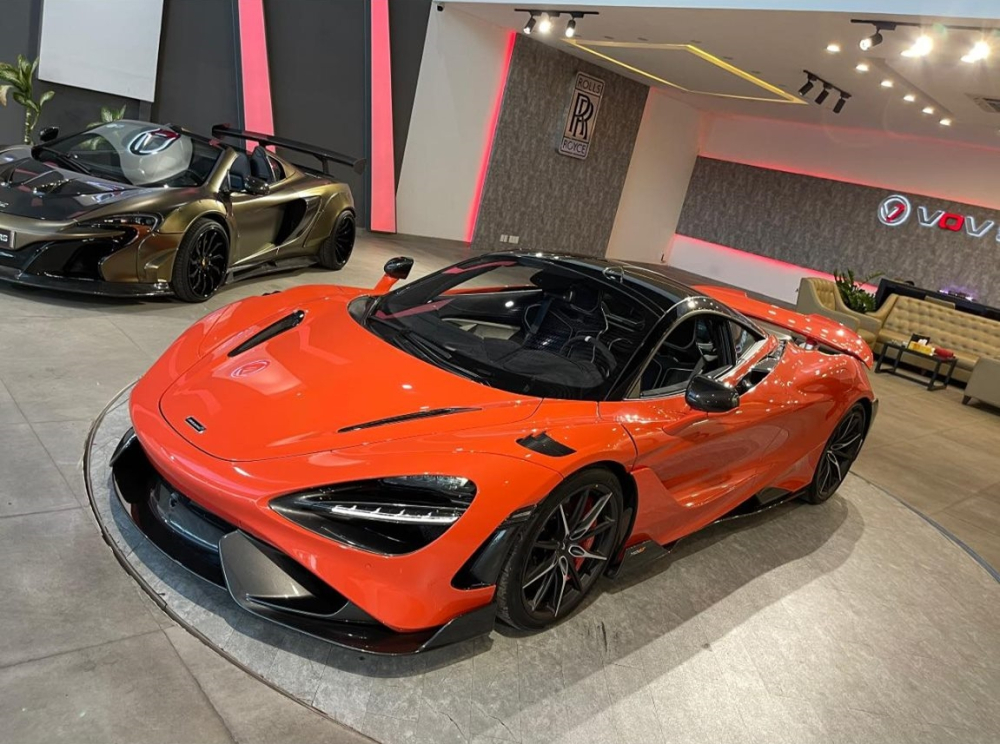 Siêu xe McLaren 765LT thứ 3 về Việt Nam