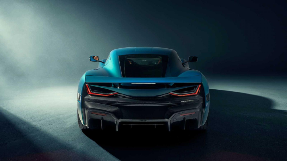 Đu&ocirc;i xe của Rimac Nevera