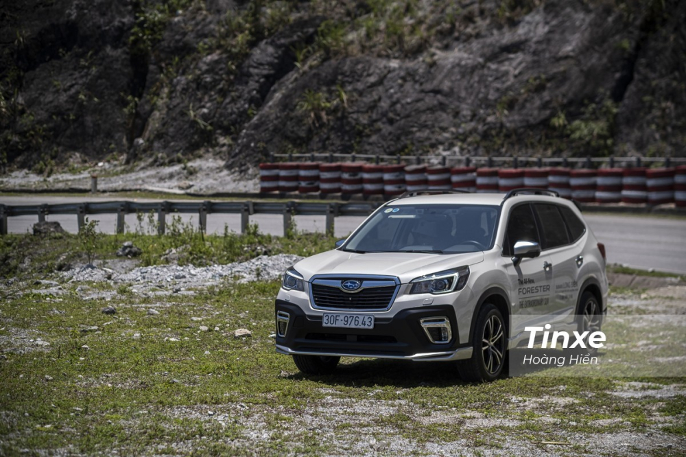 Phiên bản cao nhất của Subaru Forester được nâng cấp nhẹ nhưng giá không đổi.