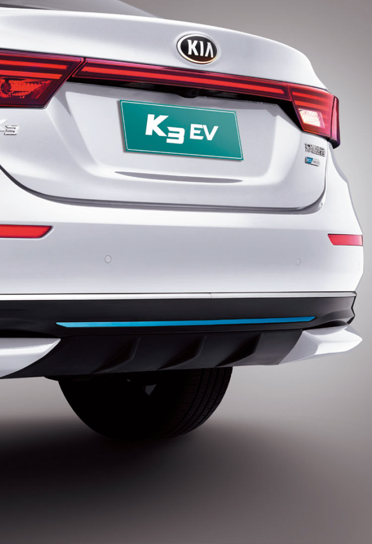 Điểm nhấn màu xanh dương của Kia K3 EV 2021