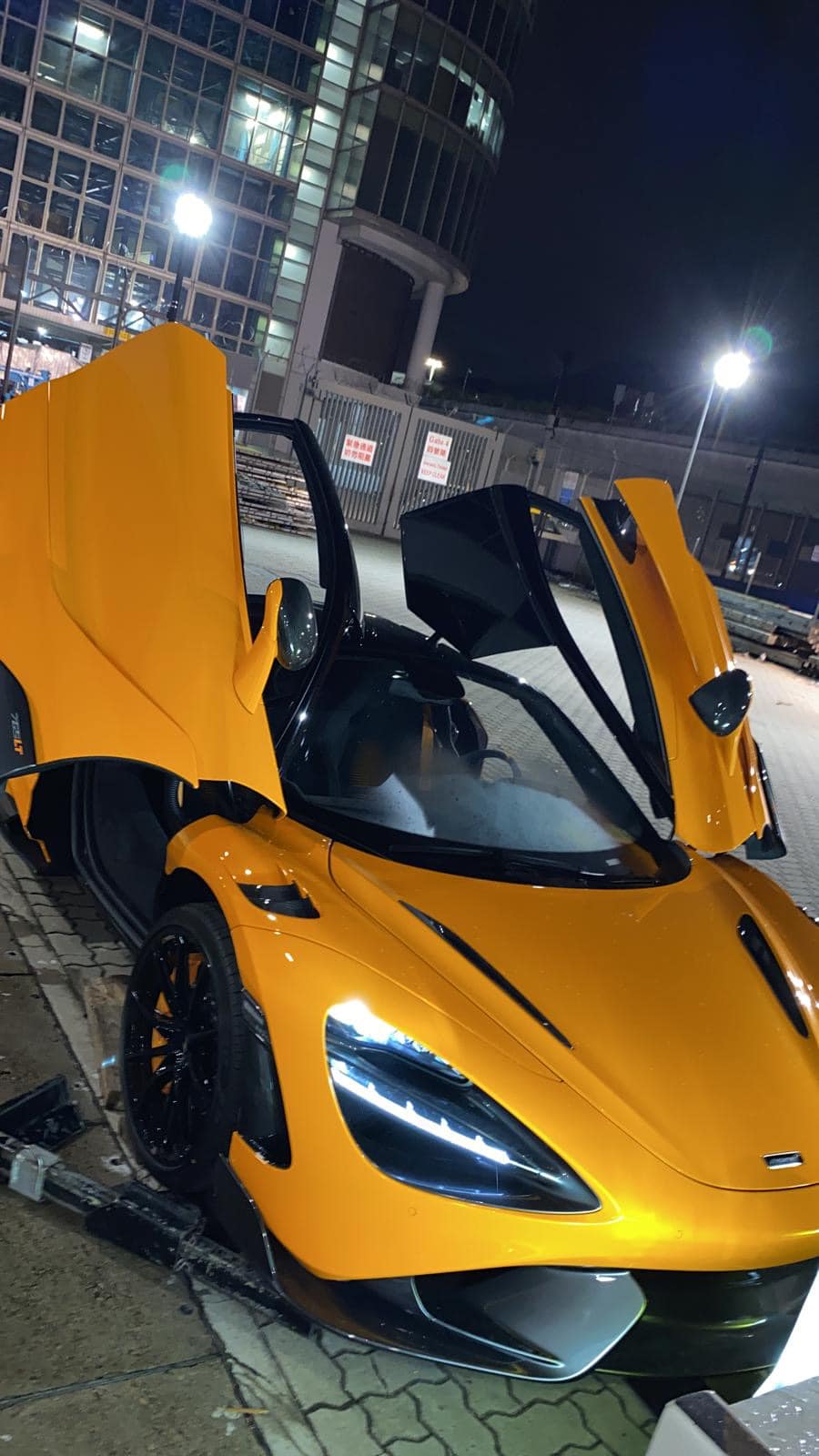 Đ&acirc;y nhiều khả năng l&agrave; chiếc xe McLaren 765LT thứ 4 về nước 