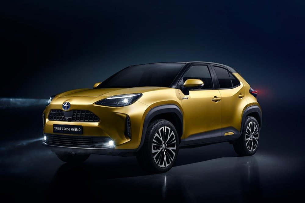 Toyota Yaris Cross 2021 c&oacute; thiết kế mang nhiều ảnh hưởng từ người anh Toyota RAV4.