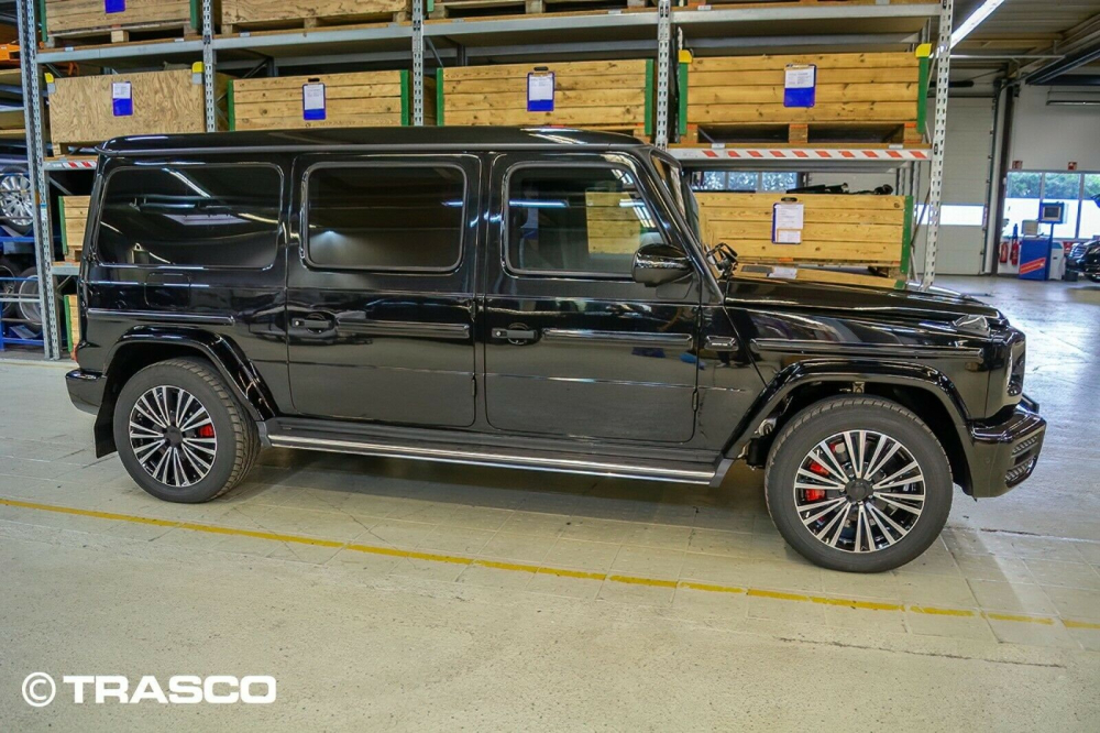 Mercedes-AMG G63 bọc thép chống đạn có cửa sổ thứ 3 cỡ lớn hơn Mercedes-AMG G63 bọc thép chống đạn có cửa sổ thứ 3 cỡ lớn hơn