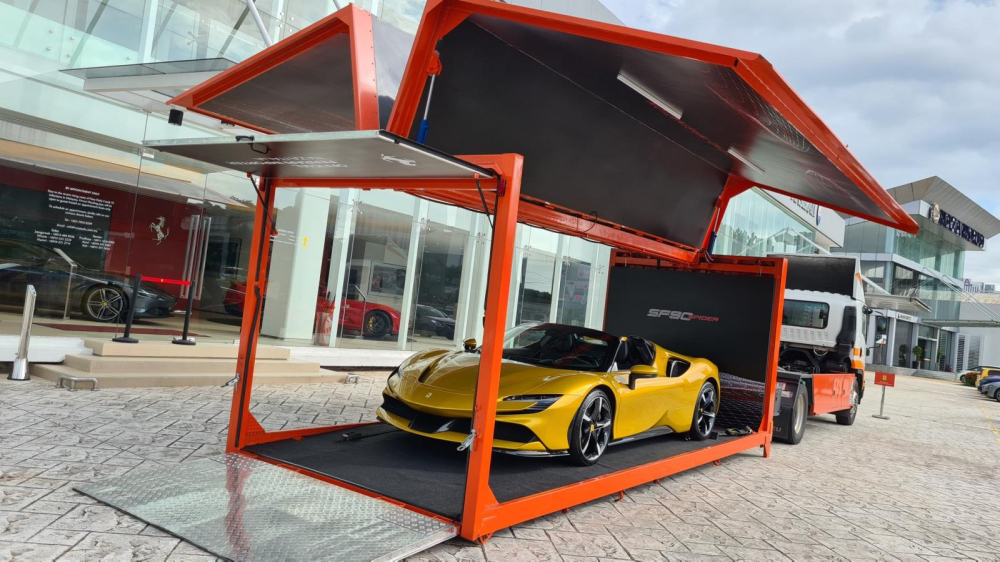 Hiện chưa r&otilde; đại l&yacute; Ferrari Việt Nam c&oacute; &yacute; định mang SF90 Spider về nước để giới thiệu hay kh&ocirc;ng