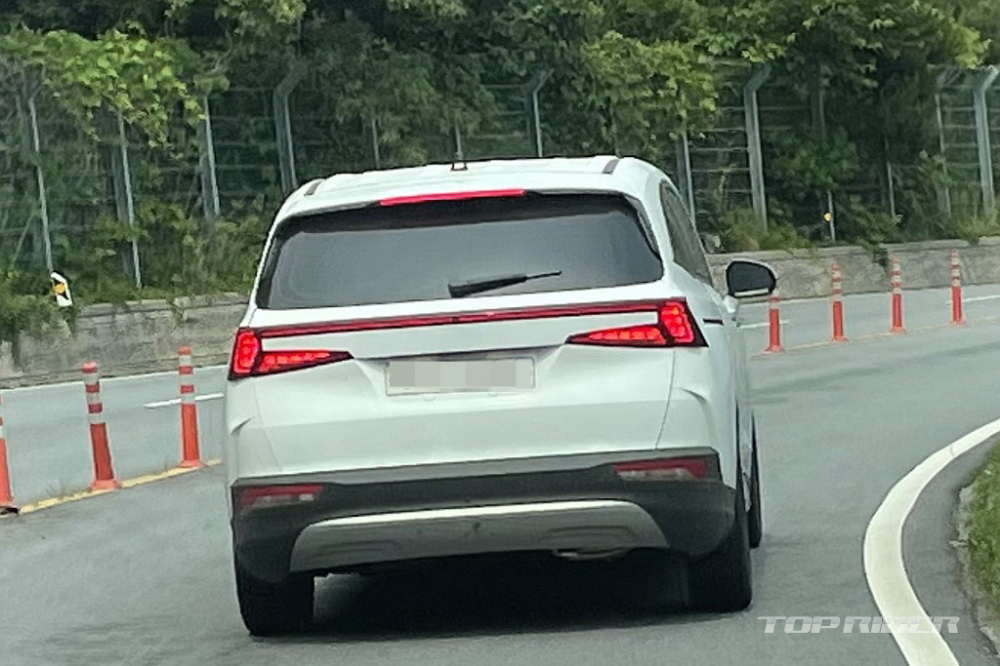Thiết kế đằng sau của Hyundai Custo Thiết kế đằng sau của Hyundai Custo