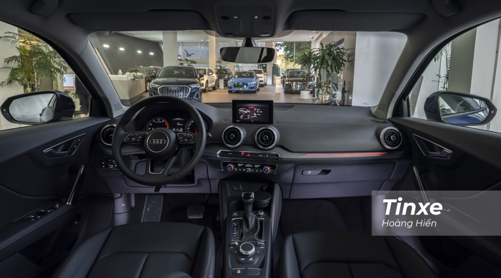 Nội thất đơn giản nhưng vẫn tinh tế trên Audi Q2 2021.