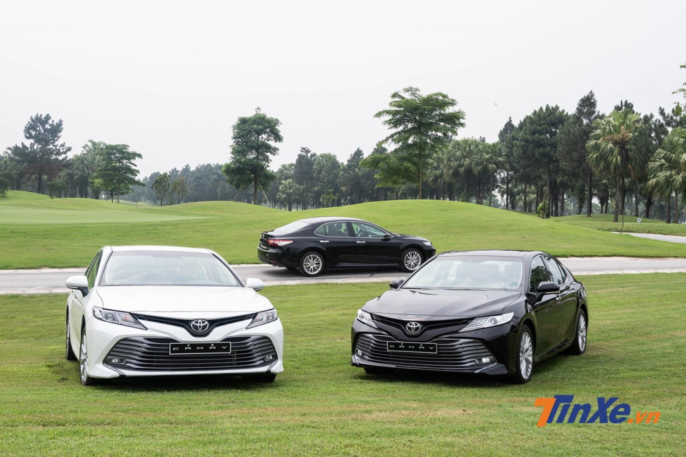Toyota Camry vẫn đang l&agrave; sản phẩm b&aacute;n chạy số 1 ph&acirc;n kh&uacute;c sedan hạng D.