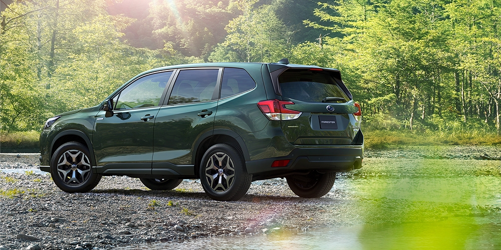 Thiết kế đằng sau của Subaru Forester 2021 kh&ocirc;ng thay đổi