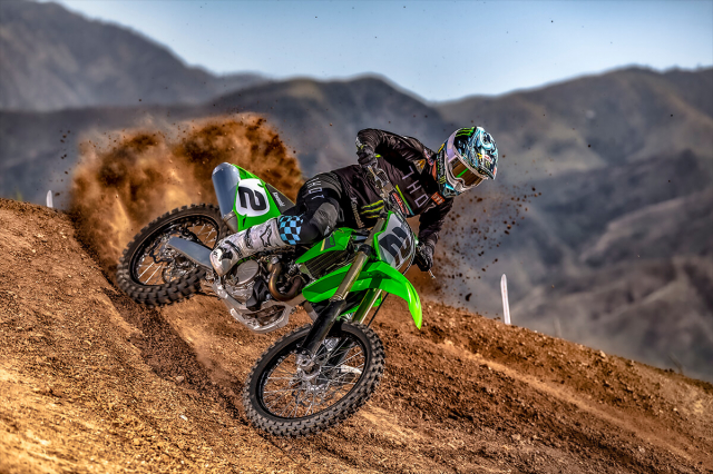 Kawasaki KX450 2022 chính thức ra mắt