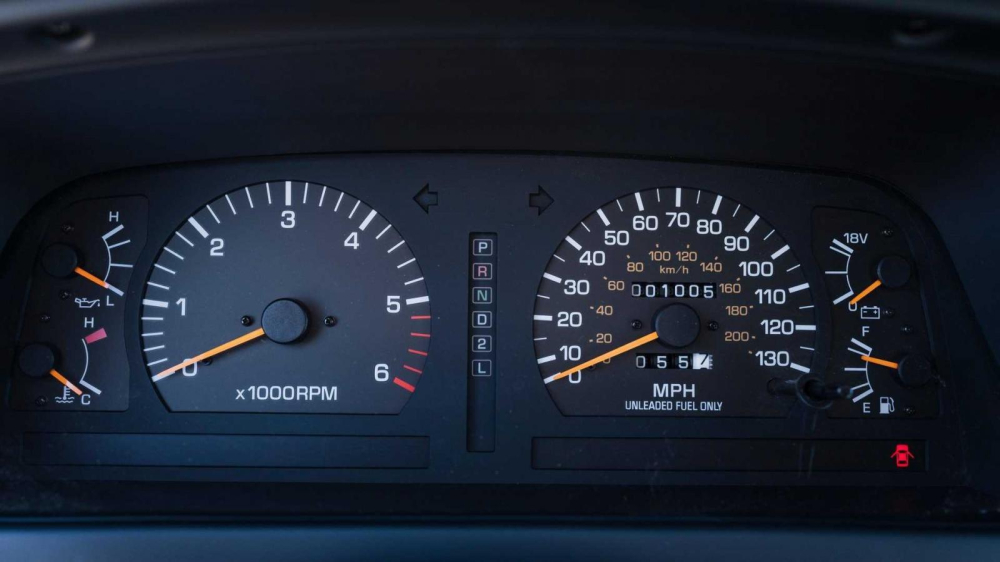 Chiếc Toyota Land Cruiser này có số ODO cực thấp