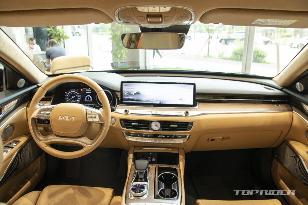 Nội thất b&ecirc;n trong Kia K9 2021