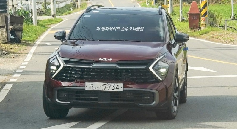 Kia Sportage 2022 bản Gravity c&oacute; thiết kế cản trước v&agrave; cản sau kh&aacute;c biệt