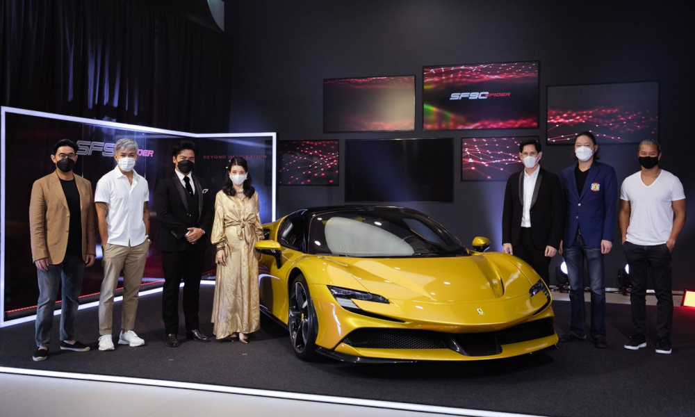 Mới đến Malaysia, siêu xe Ferrari SF90 Spider lật đật hạ cánh ở Thái Lan để trình diện
