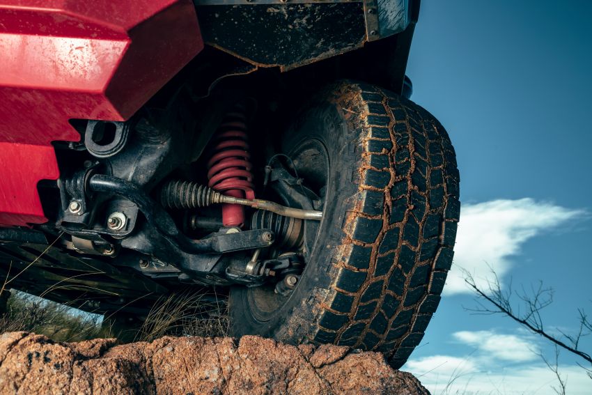Nissan Navara Pro-4X Warrior 2021 sẽ được cải tiến hệ thống treo