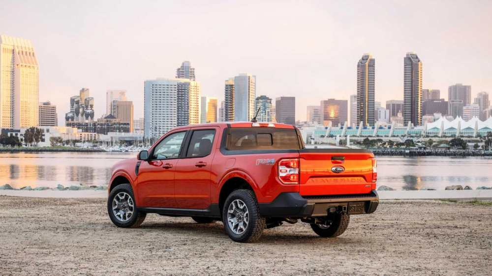 Ford Maverick 2022 c&oacute; thiết kế kh&aacute; truyền thống nếu so với đối thủ Hyundai Santa Cruz 