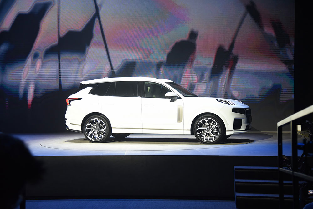 Lynk & Co 09 thuộc ph&acirc;n kh&uacute;c SUV cỡ lớn