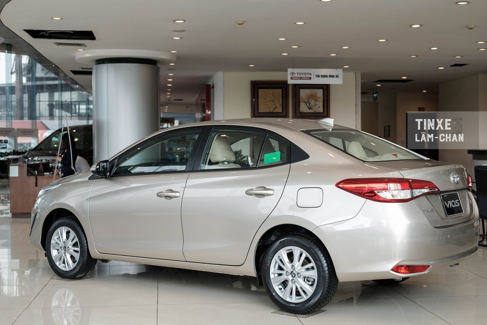 Toyota Vios E CVT và G CVT 2020 đều sử dụng chung bộ mâm hợp kim 15 inch.