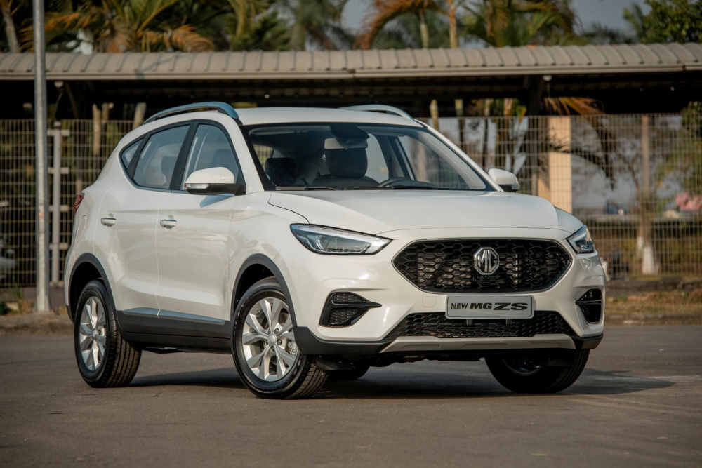 MG ZS STD+ 2021.