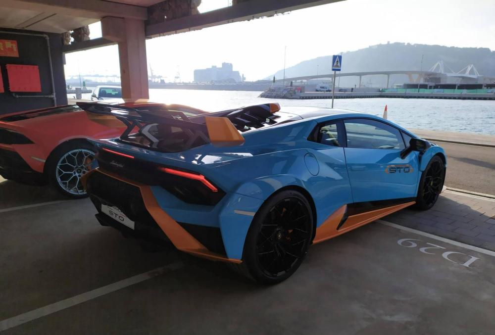 STO là siêu xe mới nhất của gia đình Lamborghini Huracan