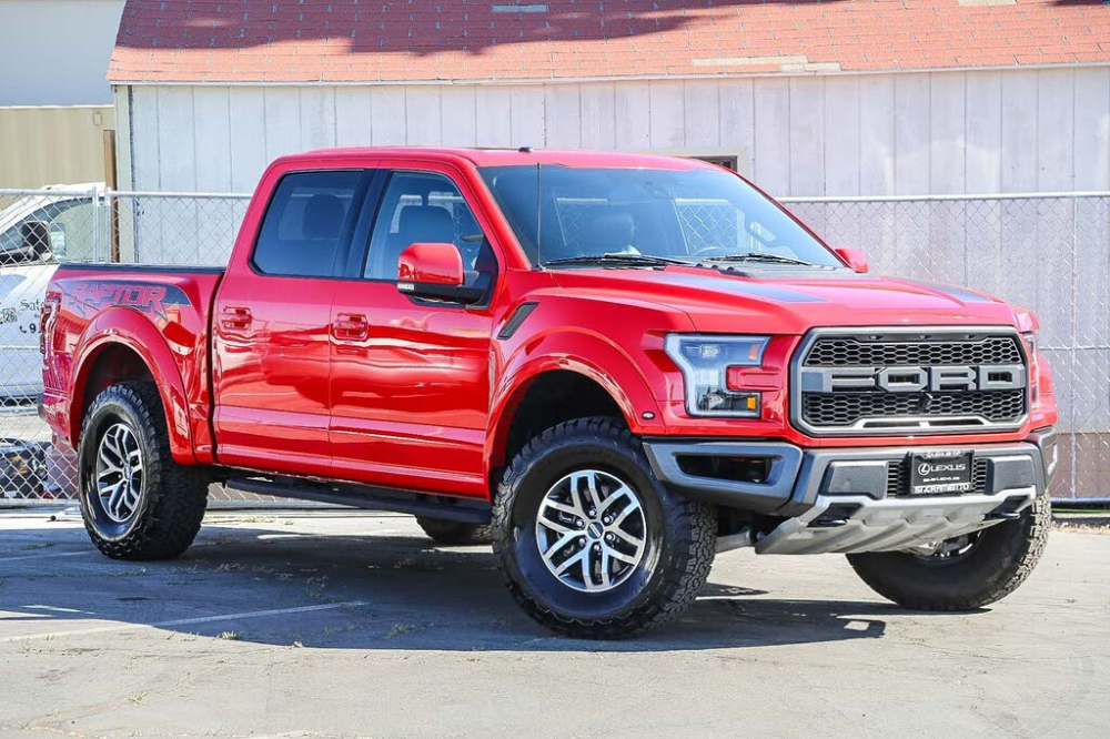 Ford F-150 Raptor là một trong những mẫu xe cũ đã qua sử dụng có giá cao hơn mức bán lẻ đề xuất ban đầu Ford F-150 Raptor là một trong những mẫu xe cũ đã qua sử dụng có giá cao hơn mức bán lẻ đề xuất ban đầu