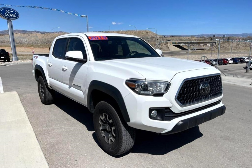 Ô tô Toyota cũ dùng 2 năm nhưng bán lại vẫn lãi Ô tô Toyota cũ dùng 2 năm nhưng bán lại vẫn lãi