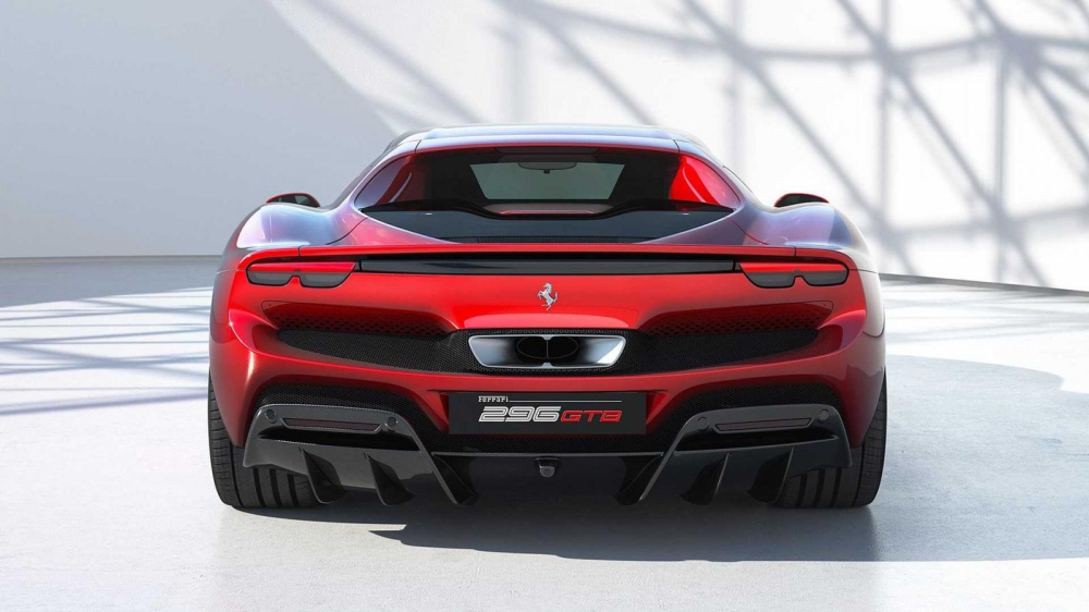 Ferrari 296 GTB có tổng công suất 818 mã lực