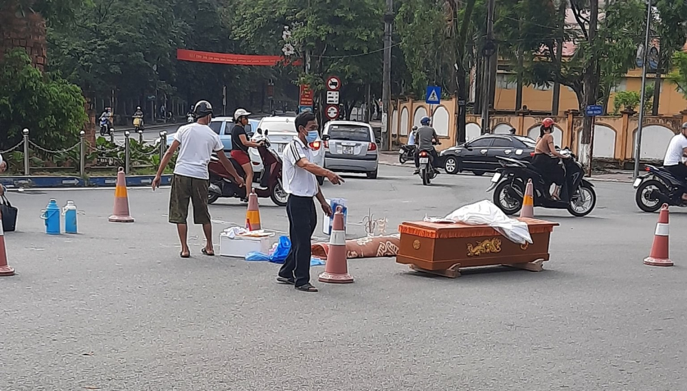 Người phụ nữ đi bộ tử vong sau vụ tai nạn