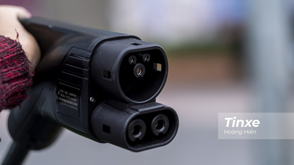 Đến hết năm 2021, VinFast dự kiến xây dụng được 40.000 cổng sạc ô tô điện trên cả nước.
