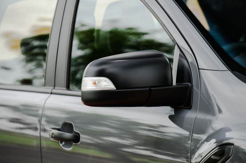 Ford Ranger Raptor X 2021 có nhiều chi tiết ngoại thất sơn màu đen Ford Ranger Raptor X 2021 có nhiều chi tiết ngoại thất sơn màu đen