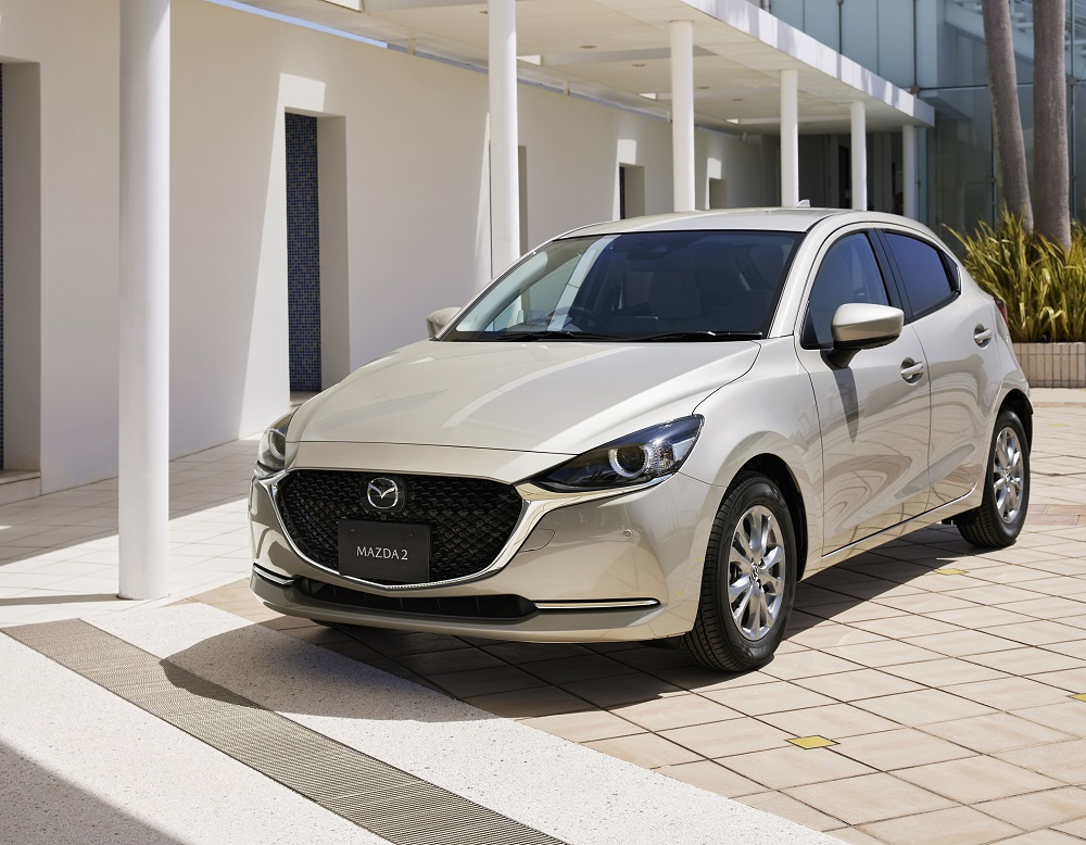Động cơ xăng 1.5L của Mazda2 2021 vẫn giữ sức mạnh như trước