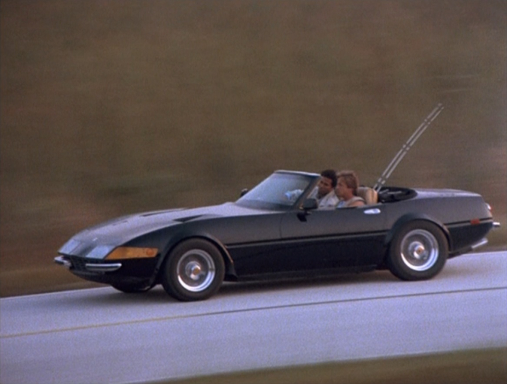 Chiếc Ferrari Daytona Spyder bản sao d&ugrave;ng trong phim Miami Vice