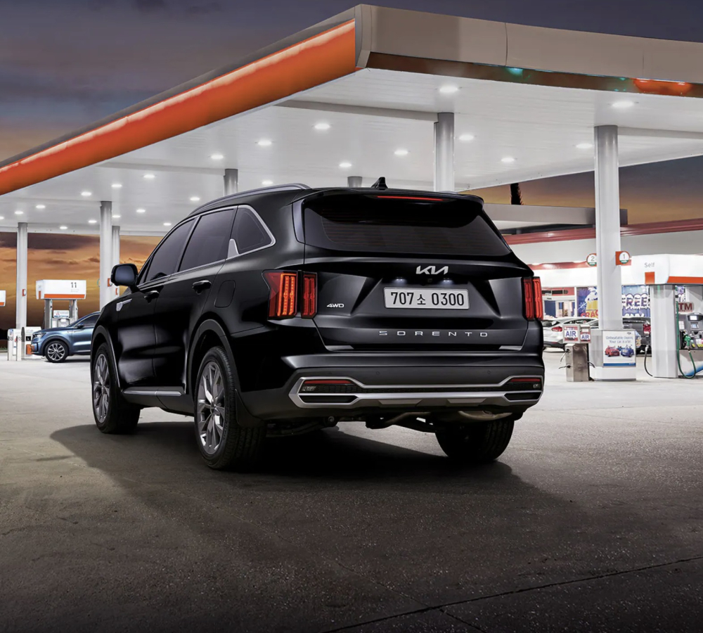 Kia Sorento 2022 được bổ sung logo mới