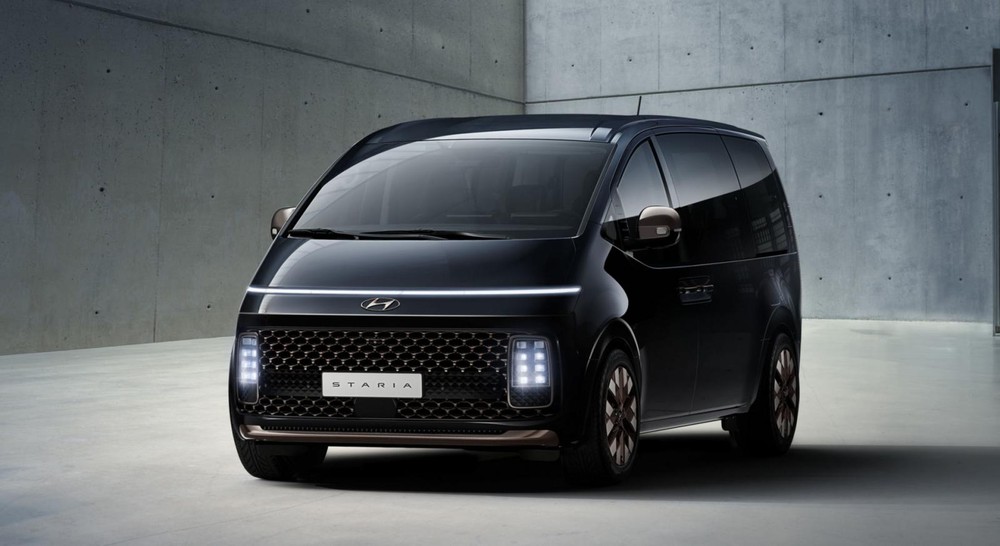Hyundai Staria 2021 bản cao cấp ở thị trường H&agrave;n Quốc