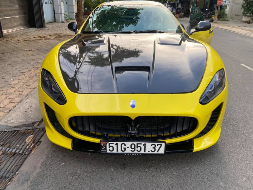 Chỉ hơn 2,5 tỷ đồng đã có ngay Maserati Granturismo biển trắng dạo phố