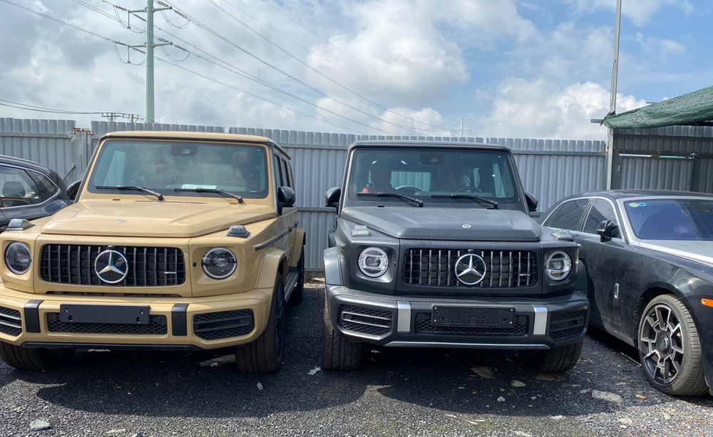 Cặp đôi SUV hạng sang Mercedes-AMG G63 cùng Rolls-Royce Ghost