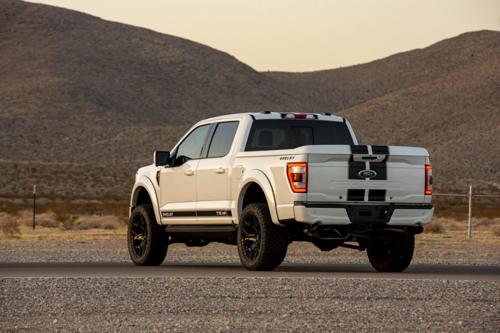 Phía sau của Shelby F-150 2021 Phía sau của Shelby F-150 2021