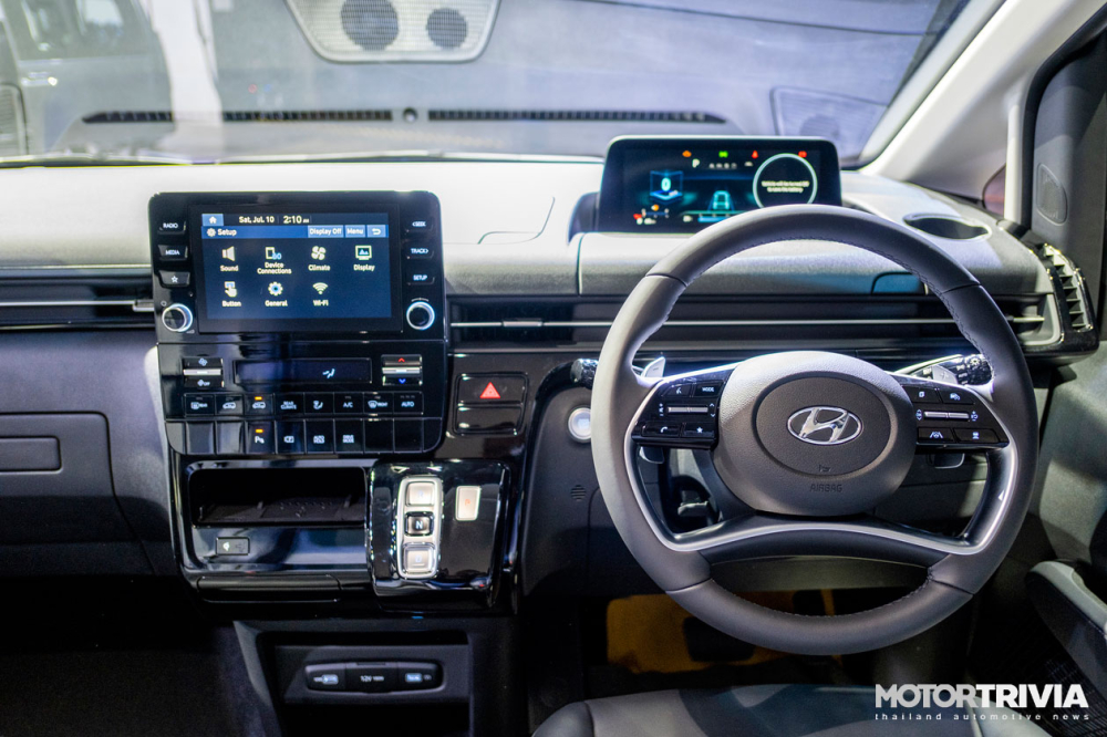 Nội thất của Hyundai Staria 2021 tại Thái Lan