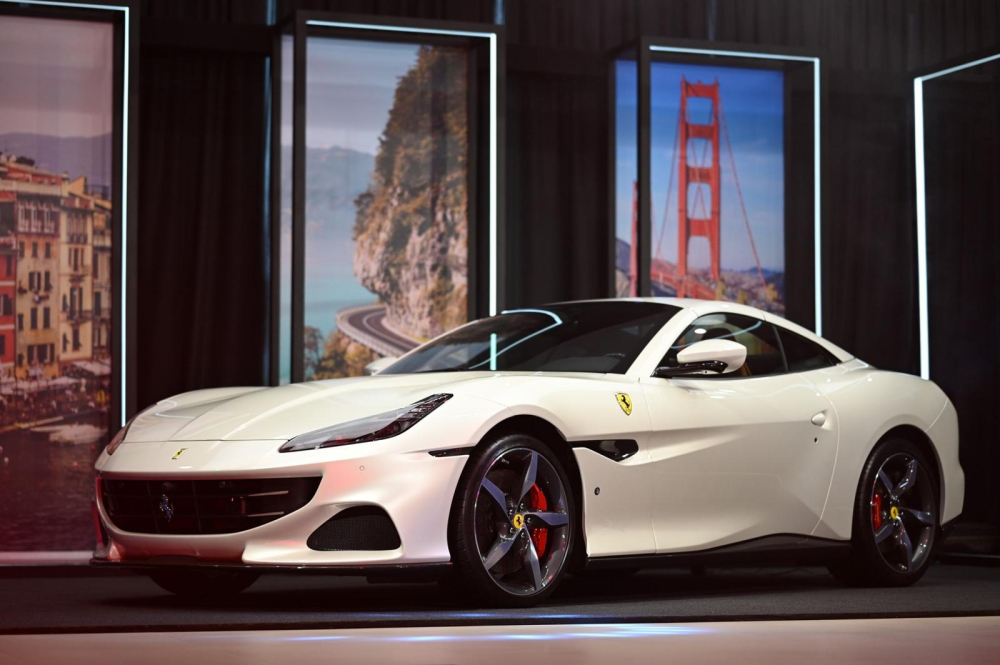 Si&ecirc;u xe mui trần Ferrari Portofino M ch&agrave;o c&aacute;c kh&aacute;ch h&agrave;ng ở Th&aacute;i Lan với gi&aacute; từ 5,3 tỷ đồng