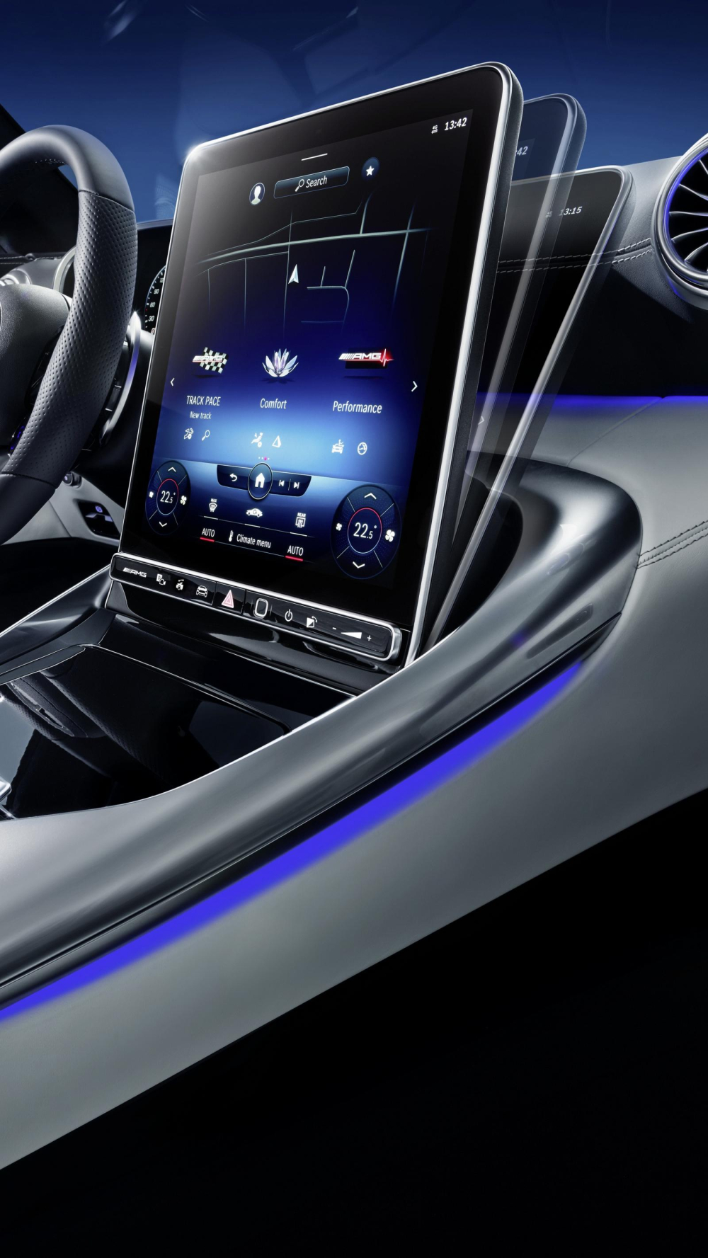 M&agrave;n h&igrave;nh th&ocirc;ng tin giải tr&iacute; của Mercedes-AMG SL 2022 c&oacute; thể ngả về ph&iacute;a sau