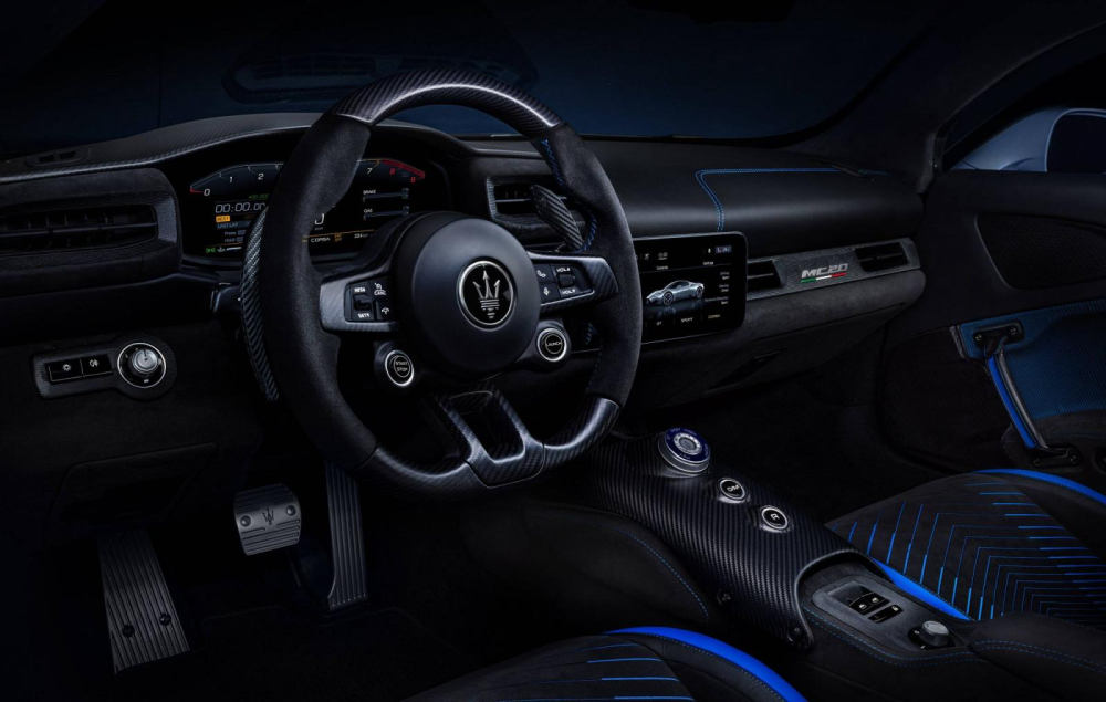 Khoang lái của xe Maserati MC20