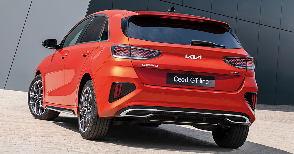 Thiết kế đằng sau của Kia Ceed 2022 bản GT-Line