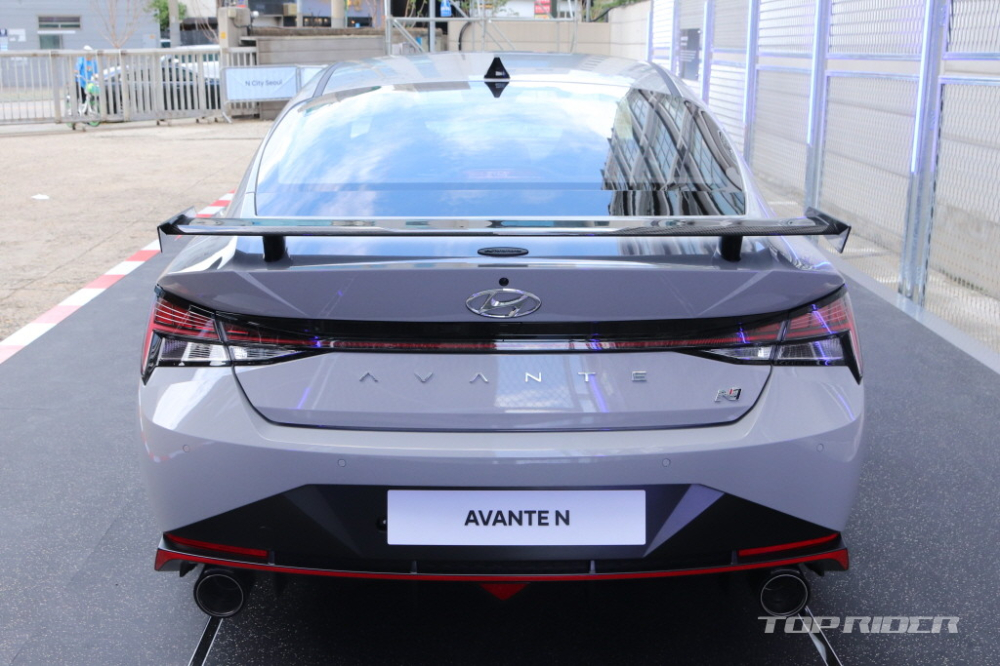Hyundai Elantra N 2022 có khóa vi sai chống trượt điện tử