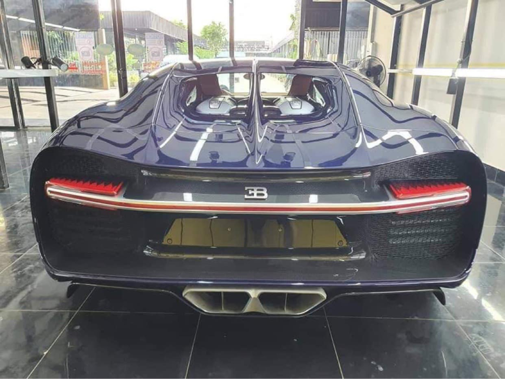 Thiết kế đu&ocirc;i si&ecirc;u xe Bugatti Chiron