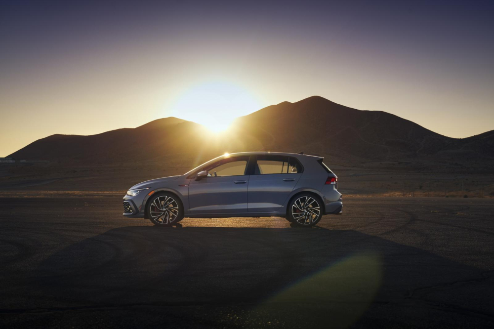 Volkswagen Golf GTI 2022 màu xám Volkswagen Golf GTI 2022 màu xám