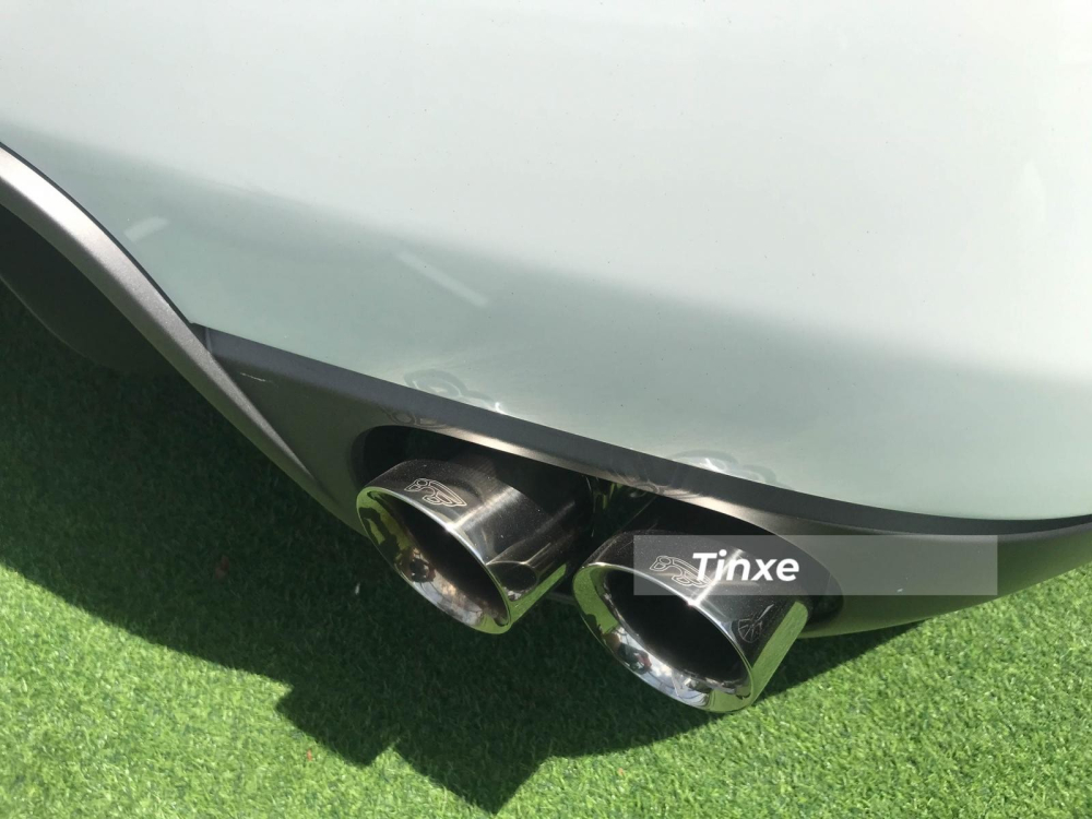 Ống xả độ FI của si&ecirc;u xe Ferrari 599 GTB