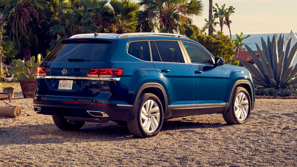 Volkswagen Teramont 2021 nhìn từ phía sau