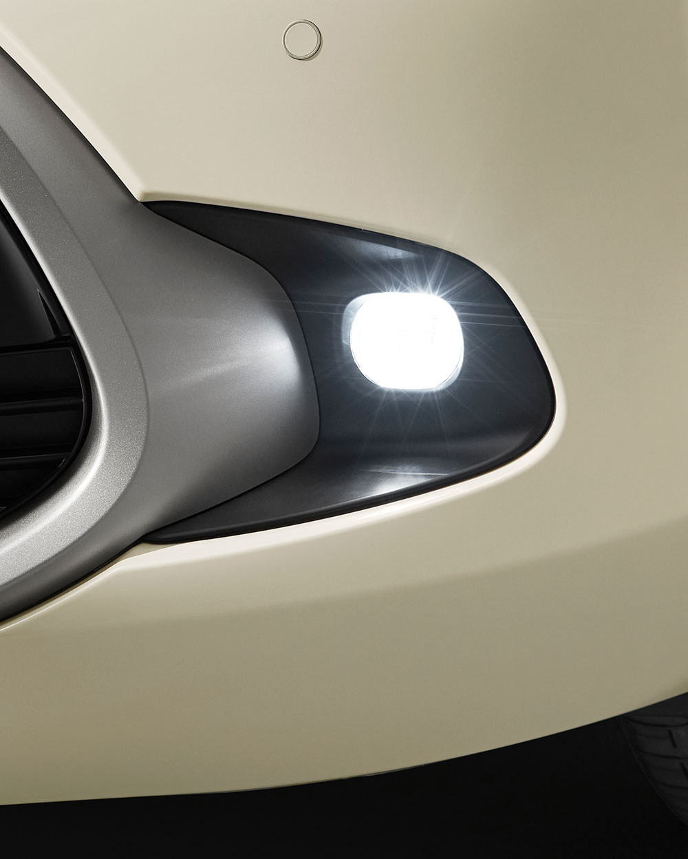 Đèn sương mù trước của Toyota Prius c 2021 Đèn sương mù trước của Toyota Prius c 2021